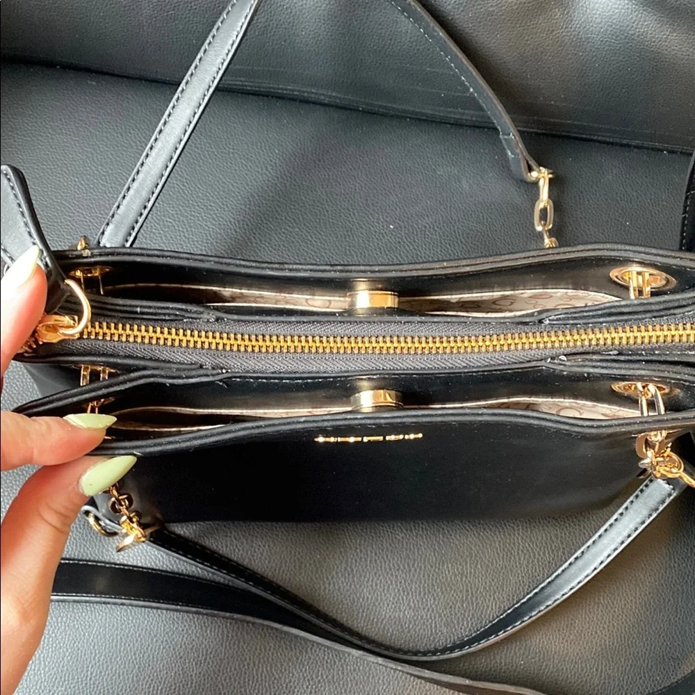 GUESS Black Chain-Accent Crossbody Bag - Picture 3 of 10